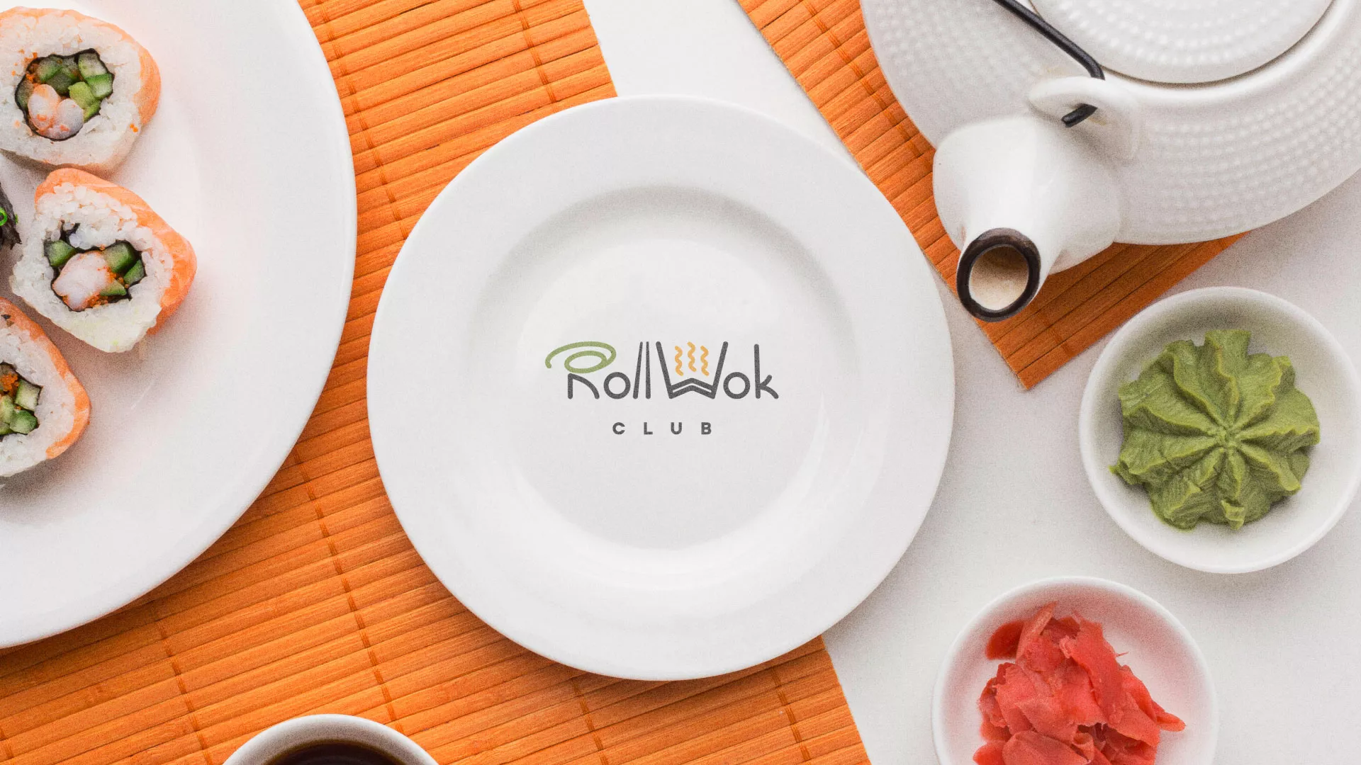 Разработка логотипа и фирменного стиля в Бакале для суши-бара «Roll Wok Club»